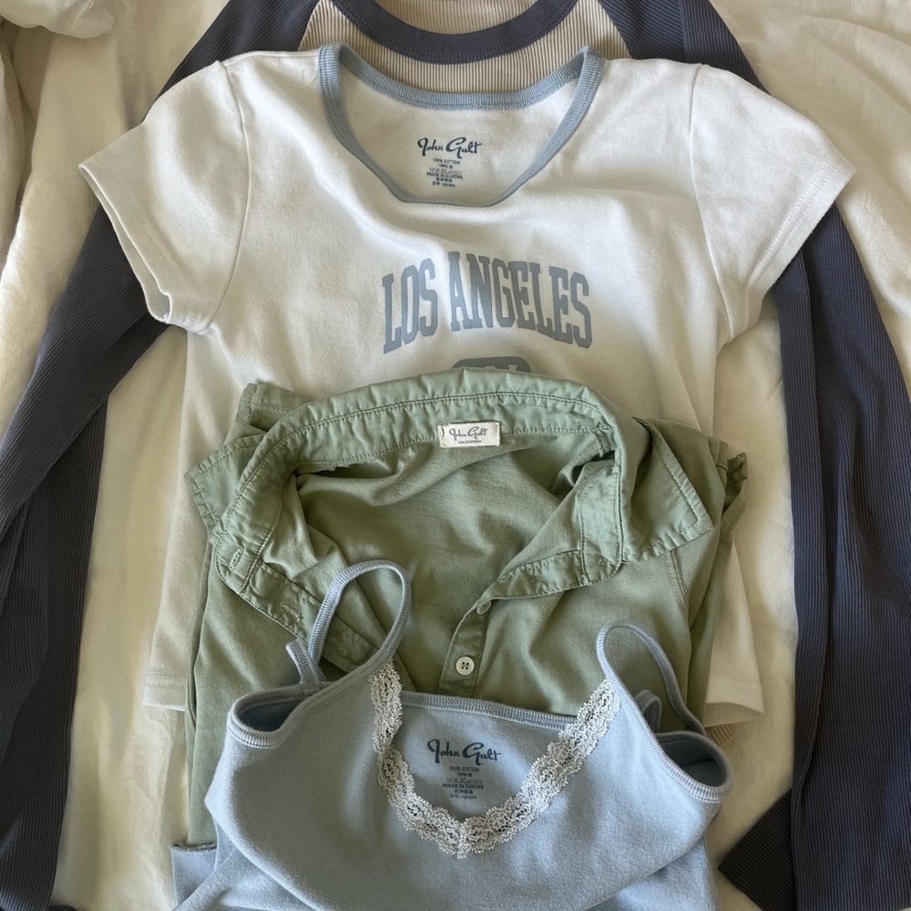BRANDY MELVILLE BUNDLE